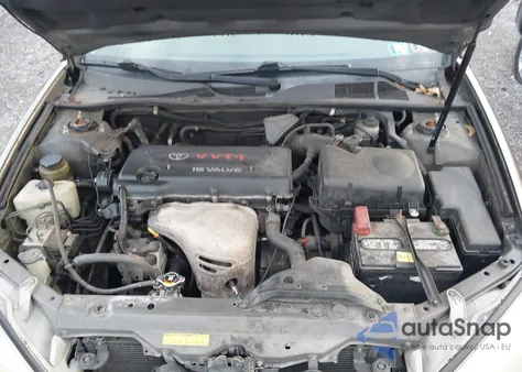 2003 Toyota Camry Xle z USA, uszkodzony, nr VIN 4T1BE30K83U654640